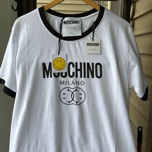 BNWT Moschino T-shirt